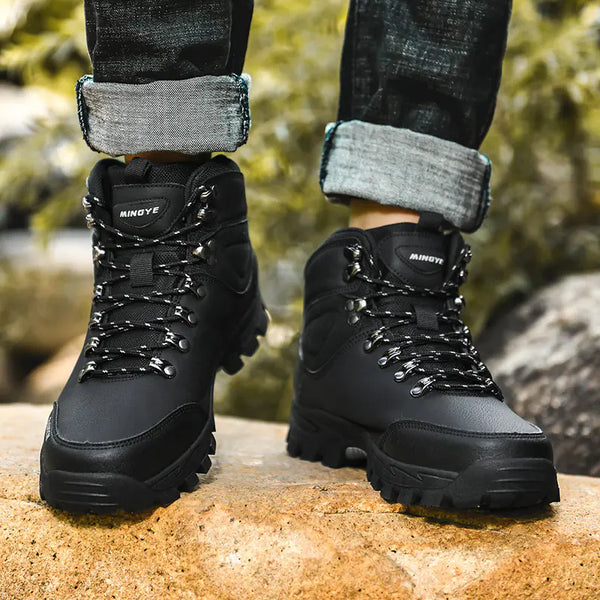 Men's Elite Winter Trekking Footwear